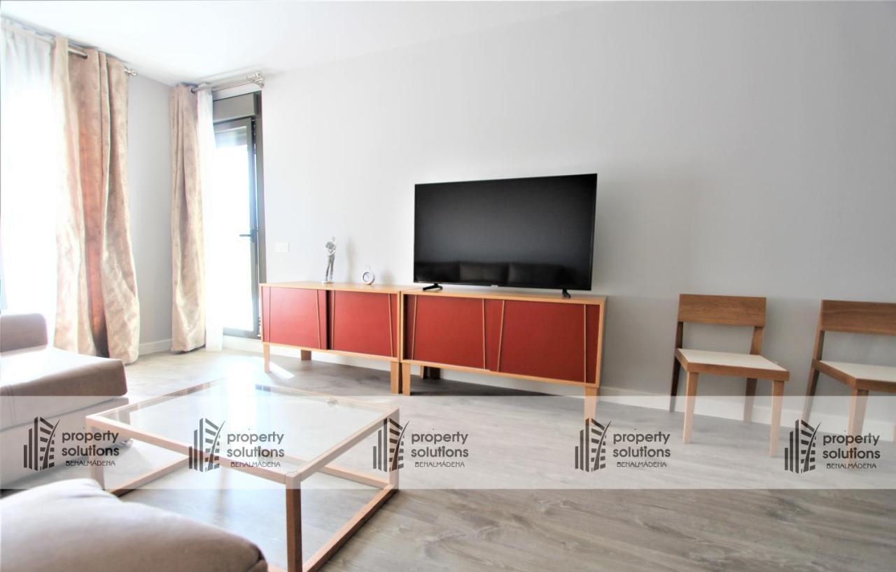 Apartamento Playa Los Álamos - Segunda línea de playa - Piscina - Playa a 300 metros - PARKING GRATIS - EXCELENTE CONEXIÓN WIFI Torremolinos Exterior foto