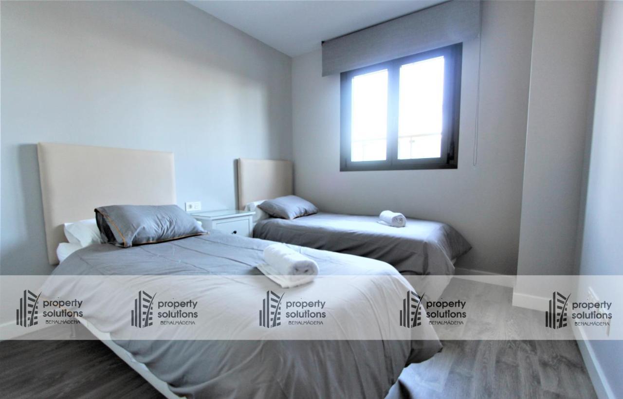 Apartamento Playa Los Álamos - Segunda línea de playa - Piscina - Playa a 300 metros - PARKING GRATIS - EXCELENTE CONEXIÓN WIFI Torremolinos Exterior foto